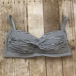 Bond-eye bathing suit top